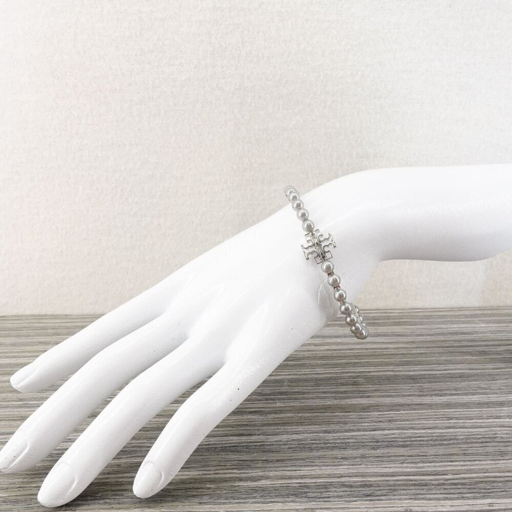 Tory Burch Logo Pearl Cuff Bangle Silver OS - Picture 13 of 14
